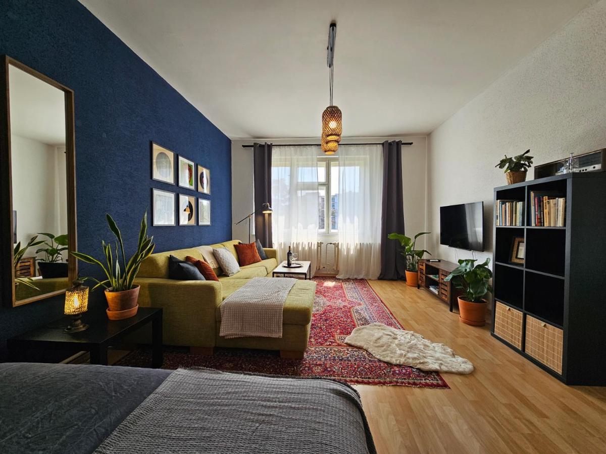 Stone Square Apartment Bratislava Exterior photo