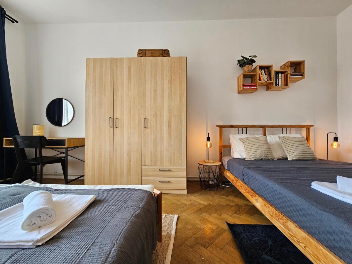Stone Square Apartment Bratislava Exterior photo