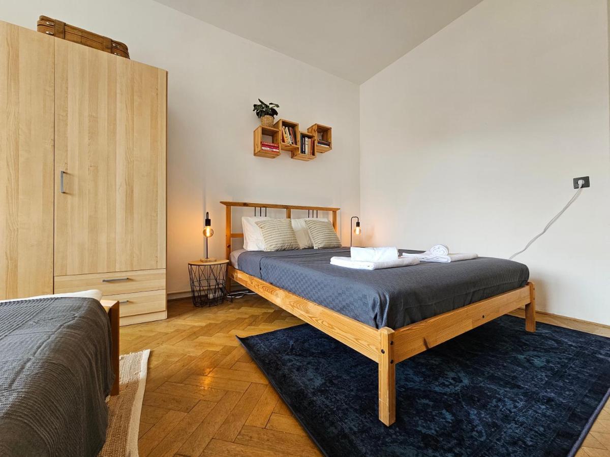 Stone Square Apartment Bratislava Exterior photo