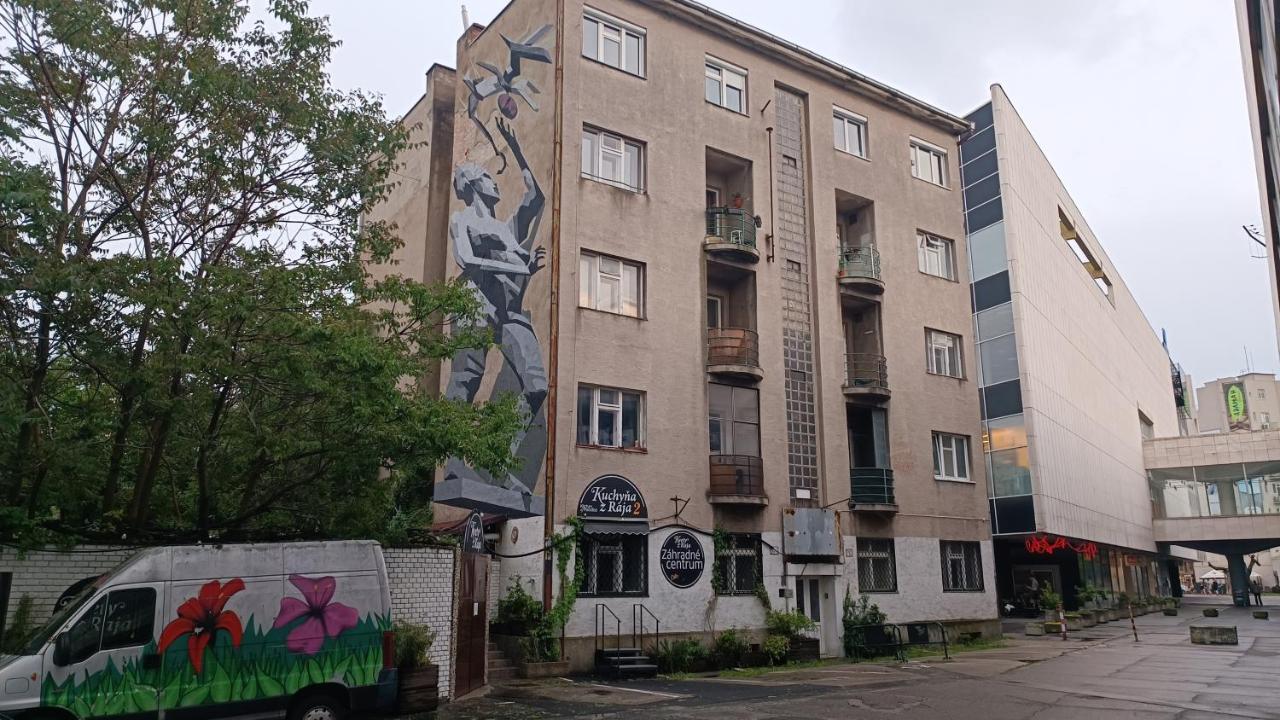 Stone Square Apartment Bratislava Exterior photo