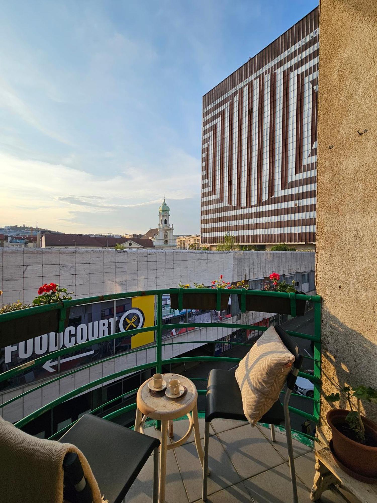 Stone Square Apartment Bratislava Exterior photo